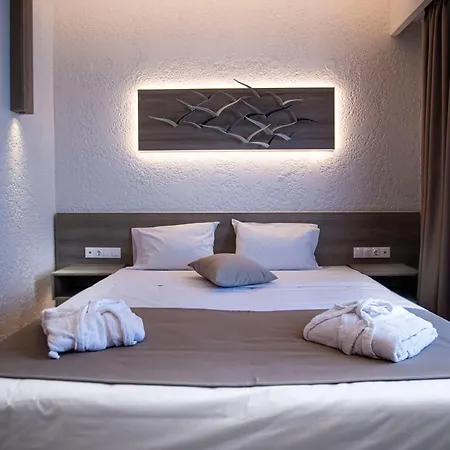 Отель Porto Greco Village 4*