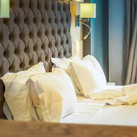 Отель Porto Greco Village 4*